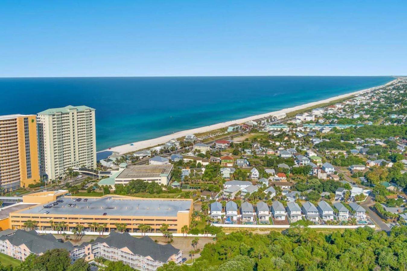 Experience Starlit Nights From Beach Happy'S Balcony Overlooking The Community Pool At Beachwalk Villa Panama City Beach Kültér fotó